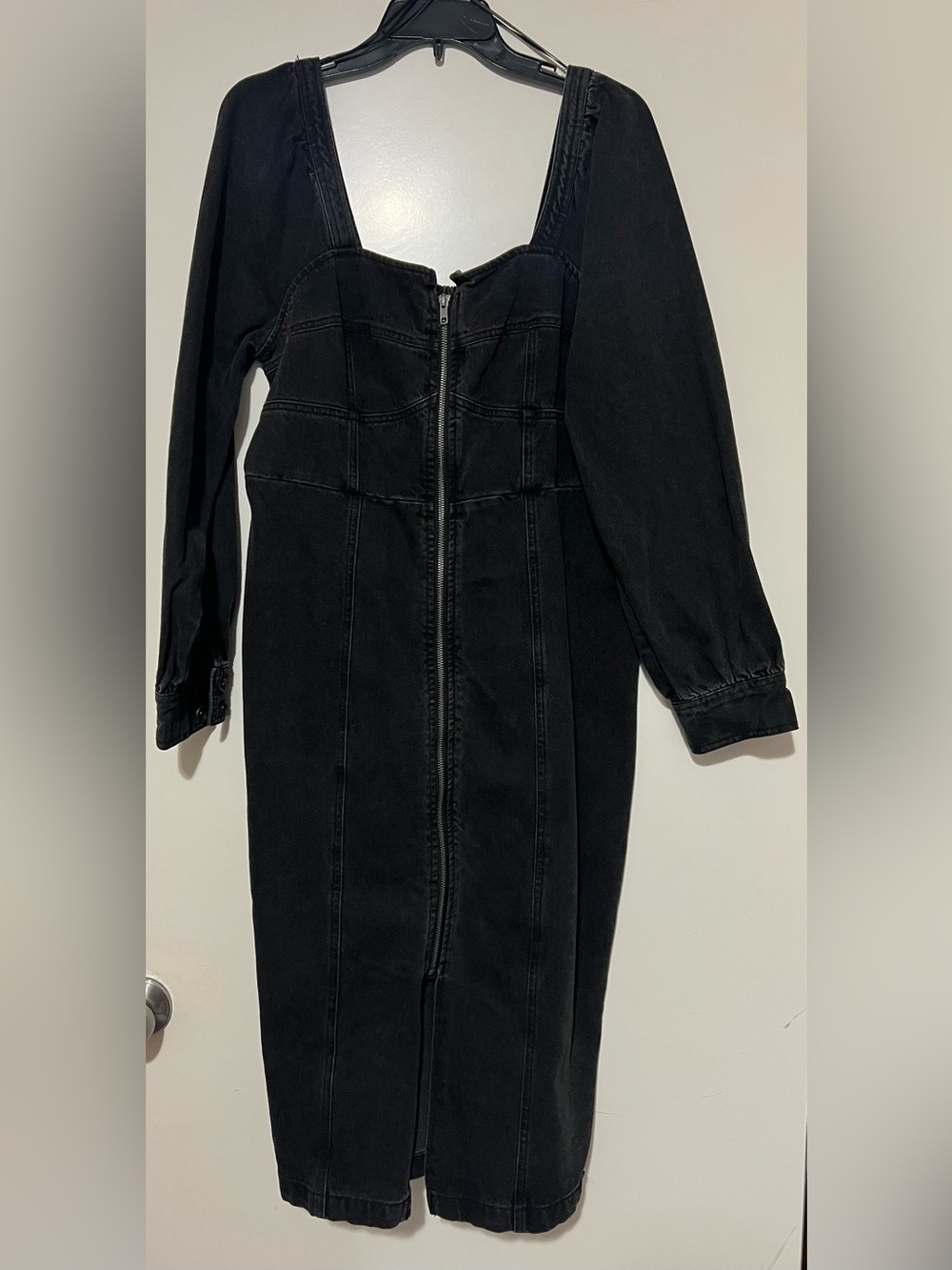 NWT Future Collective Kahlana Barfield Brown Puff Sleeve Black Denim Dress - Picture 8 of 9